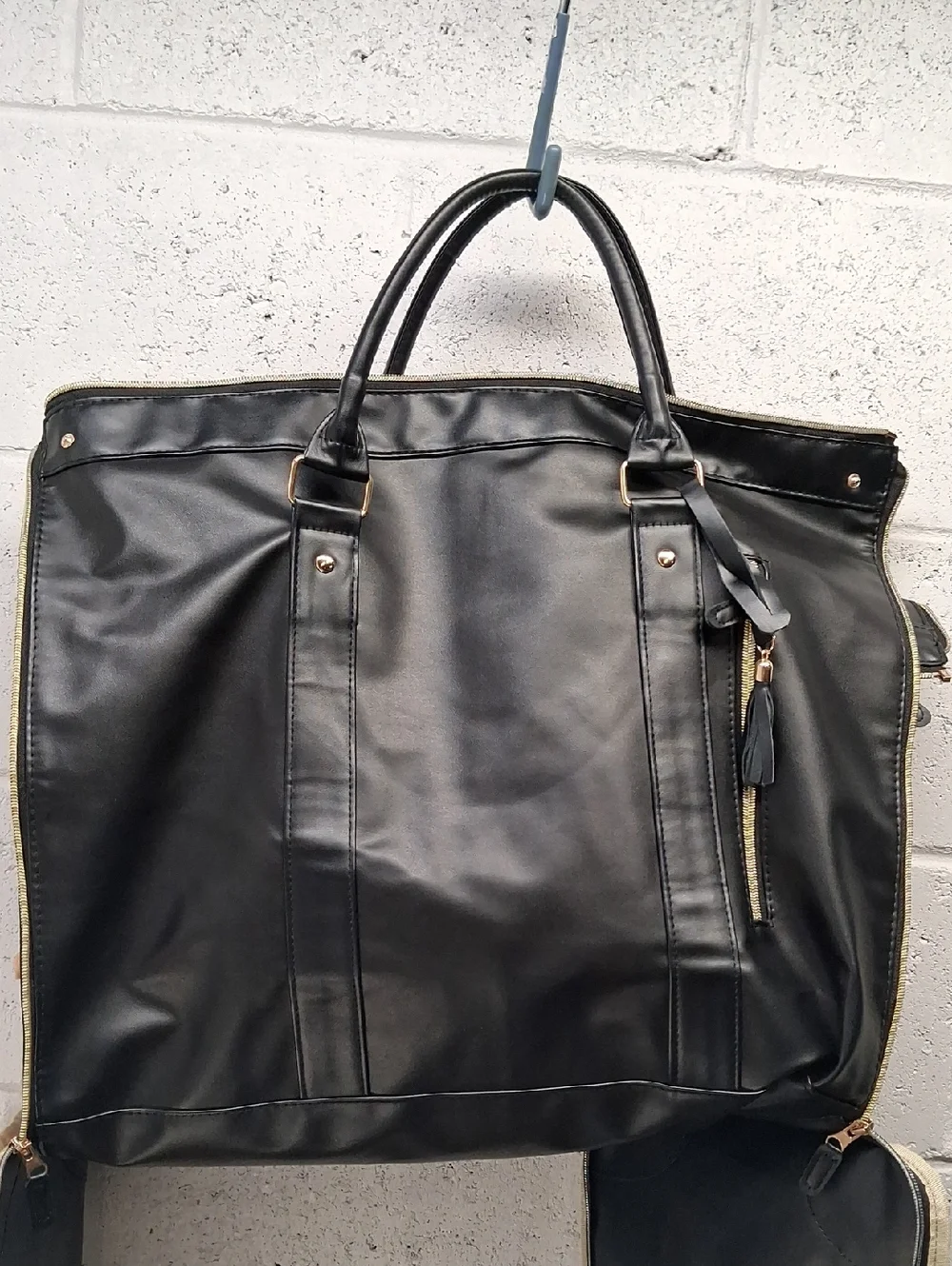 NWT PU Leather Duffel Bag, Carry on Garment Bag Black